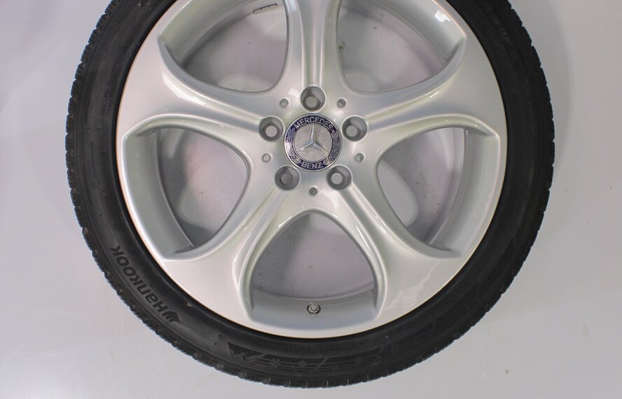 Mercedes Mercedes C-Class W205 S205 C205 18 inch wheels Hankook winter tires New Original
