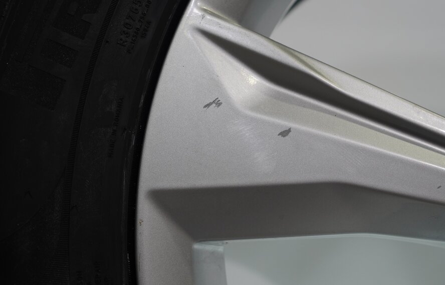 Audi Audi Q5 SQ5 80A 19 inch wheels Pirelli Winter tires New Original