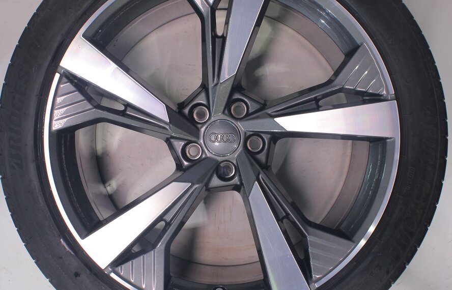 Audi Audi e-tron GE Q8 e-tron 21 inch rims Bridgestone Summer Tires Original