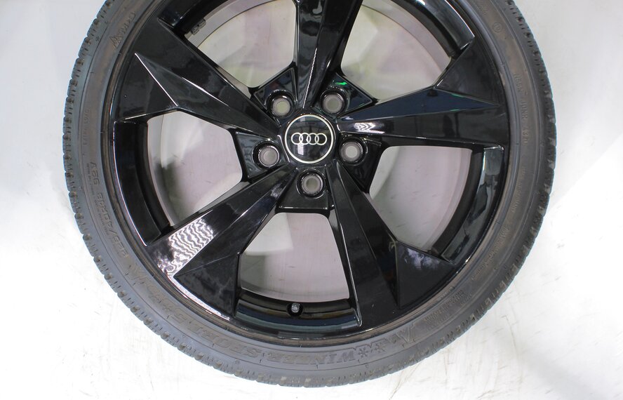 Audi Audi A3 S3 8Y 8V 18 inch rims Dunlop Winter Tires Original