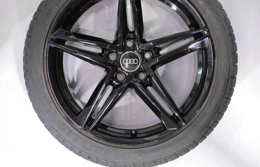 Audi Audi A4 S4 B9 8W 18 inch rims Goodyear Winter Tires Original