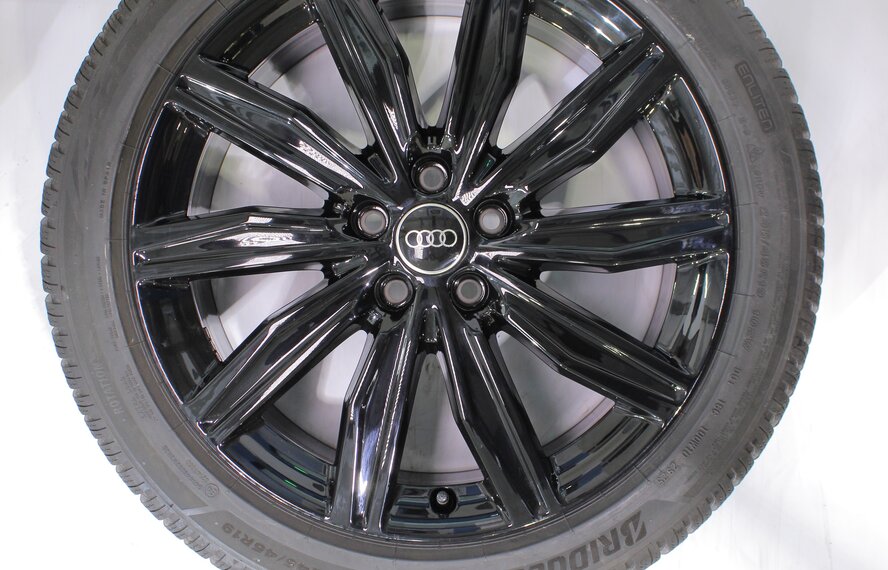 Audi Audi A6 C8 19 inch wheels Bridgestone Winter Tires Original