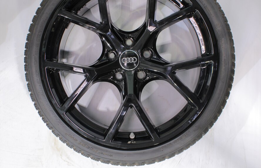 Audi Audi RS3 8Y 19 inch wheels Hankook Winter Tires Original