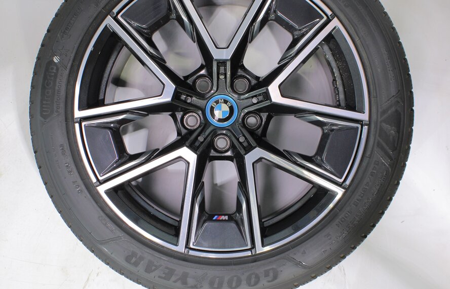 BMW BMW 4 series i4 G26 858M 18 inch rims Goodyear Winter Tires New Original