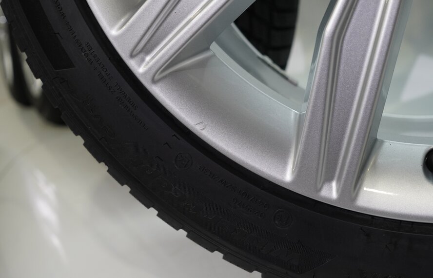 Audi Audi A6 4G C7 19 inch rims Hankook Winter Tires New Original