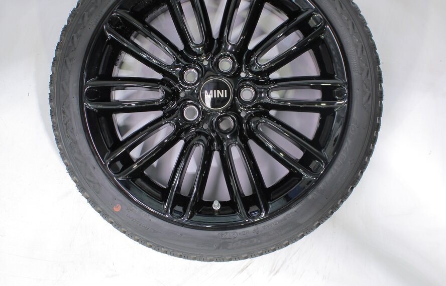 Mini Mini Cooper / S / One / Cabrio F55 F56 F57 500 17 inch wheels Hankook Winter Tires Original