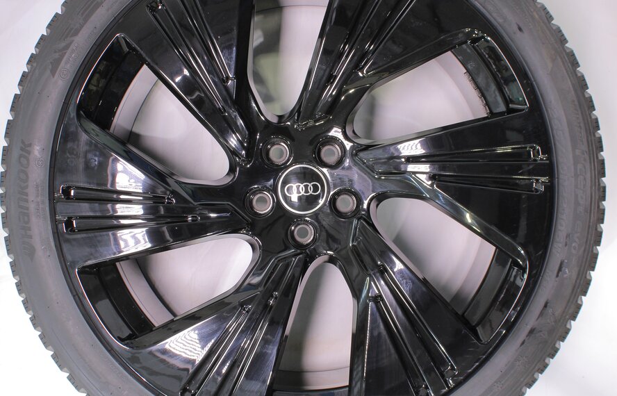 Audi Audi e-tron GE Q8 e-tron 22 inch wheels Hankook Winter Tires New Original