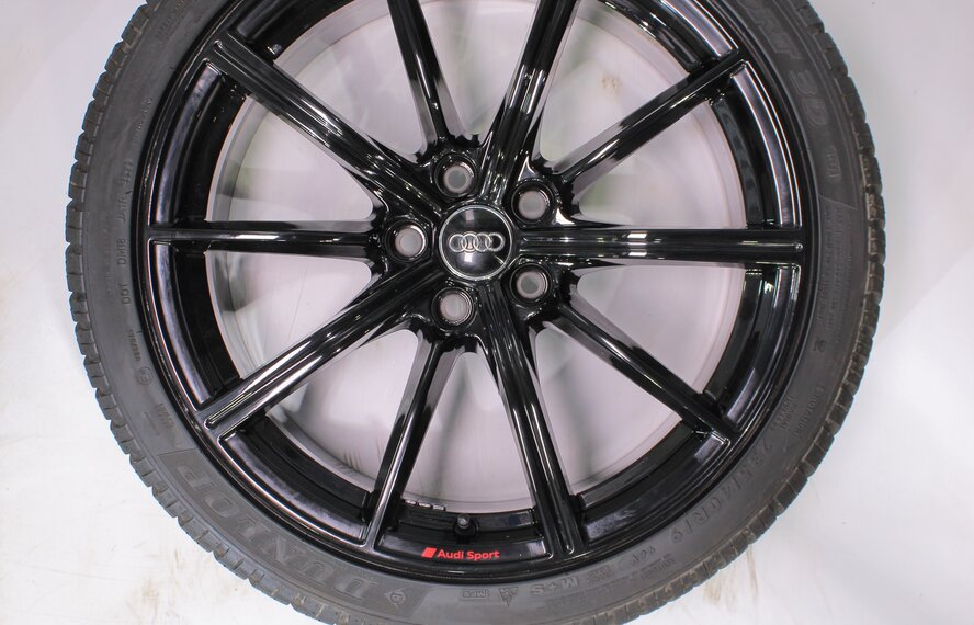 Audi Audi RS4 RS5 B9 RS 19 inch wheels Dunlop Winter Tires Original