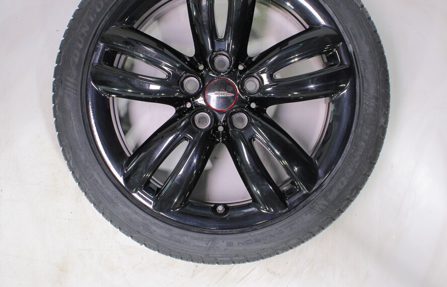 Mini Mini Cooper / S / One / Convertible F55 F56 F57 JCW501 17-inch wheels Dunlop All-Season (4 seasons) New Original