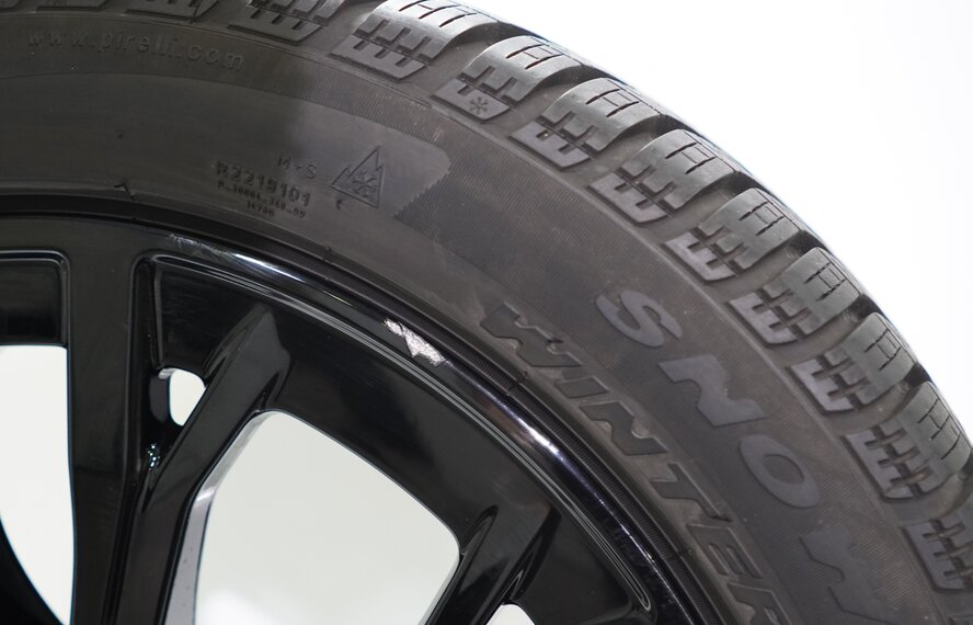 Mini Mini Cooper J01 JCW991 17-inch wheels Pirelli winter tires Genuine