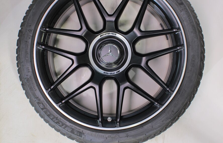 Mercedes Mercedes A45 AMG W177 19-inch wheels Michelin All-Season (4 seasons) Original