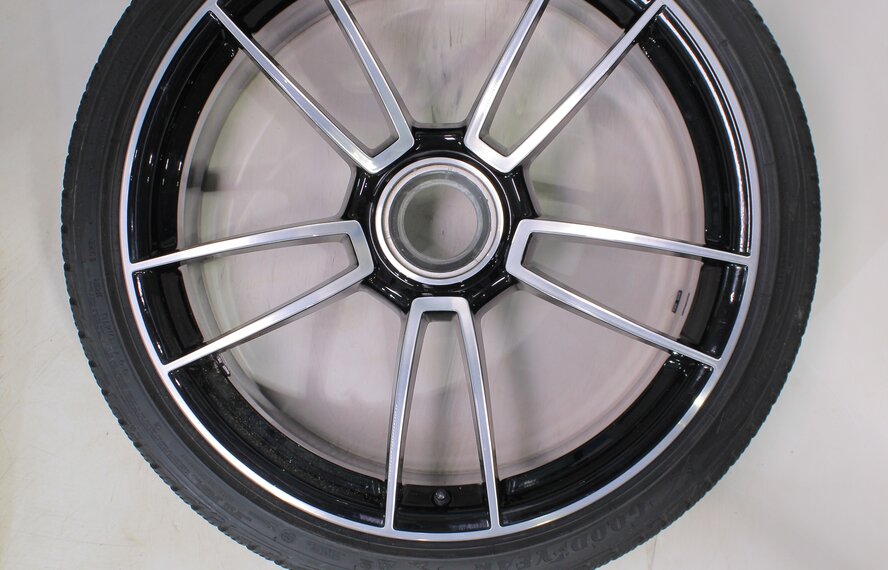 Porsche Porsche 911 992.1 Turbo S 20 & 21-inch Goodyear Winter Tires Original Wheels