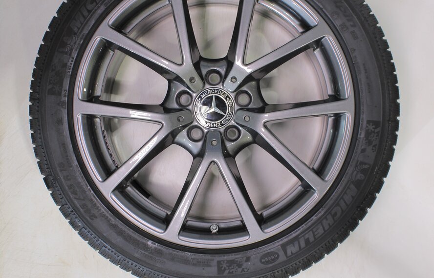 Mercedes ME2026-0225