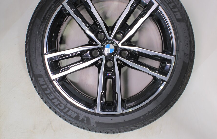 BMW BMW 1 2 Series F40 F44 2 Series Gran Coupe 550M 17-inch rims Michelin winter tires new original