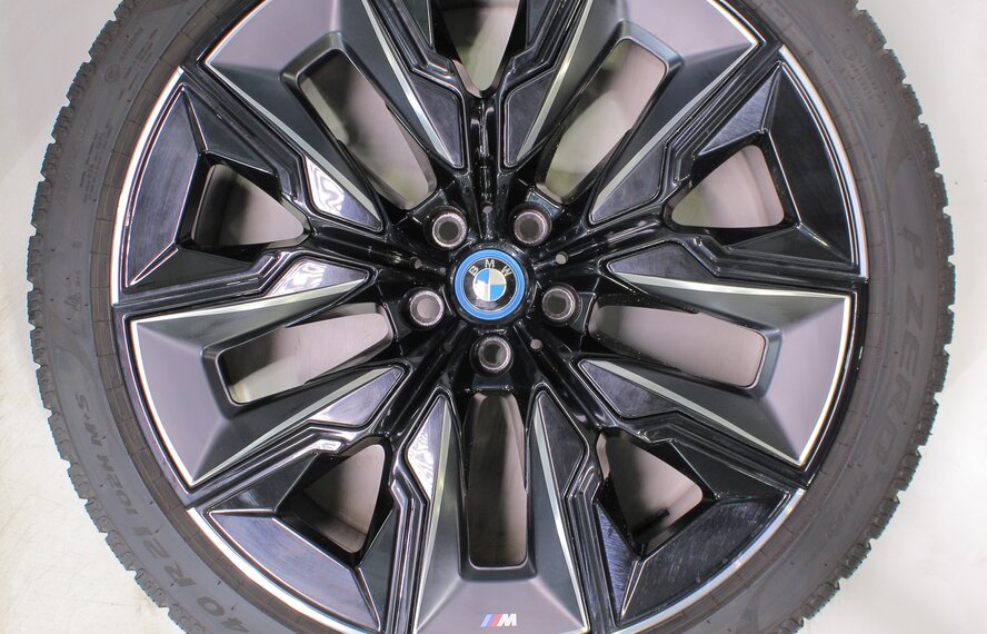 BMW BMW 7er i7 G70 909M 21-inch wheels Pirelli winter tires Original