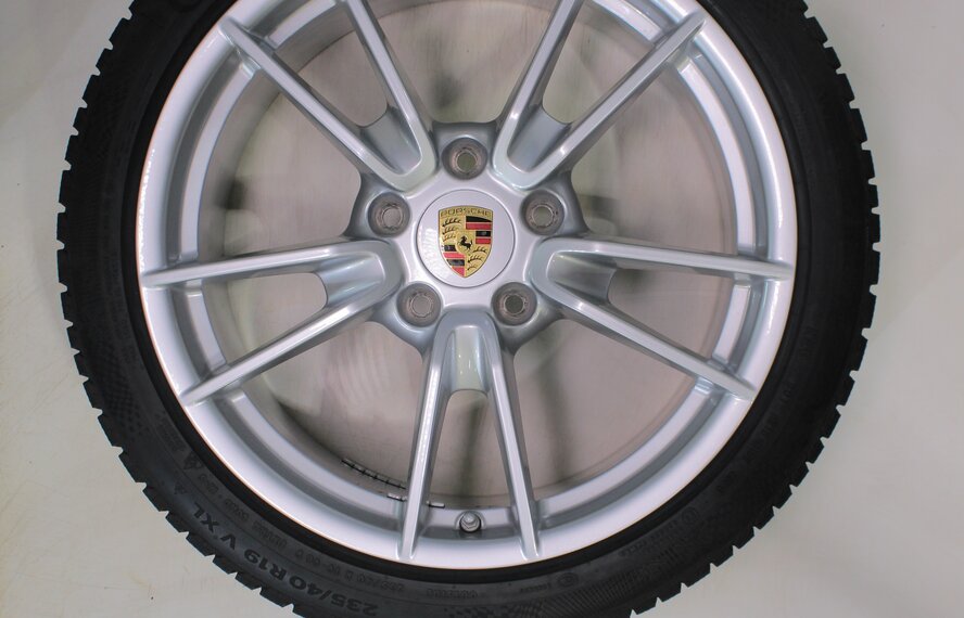 Porsche Porsche 911 992.1 Carrera S 4S Targa 4S 19 & 20-inch wheels Continental winter tires Original