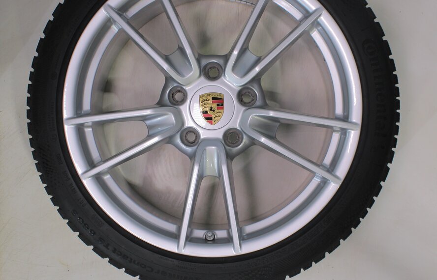 Porsche Porsche 911 992.1 Carrera S 4S Targa 4S 19 & 20-inch wheels Continental winter tires Original