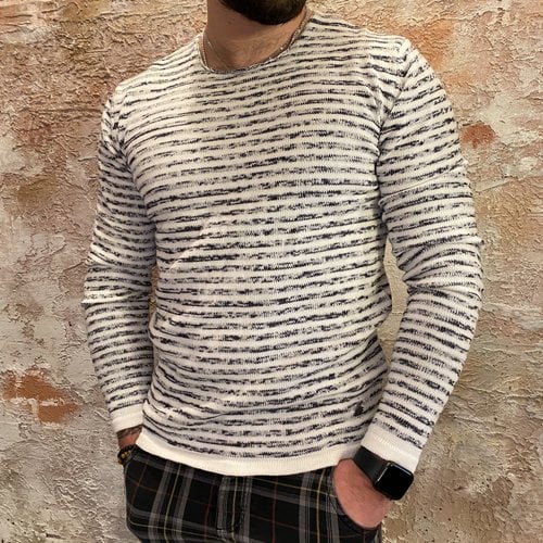 Solid Stripe knit offwhite