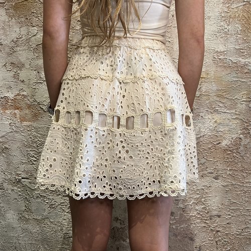 Nikkie Rylee Skirt Pearl