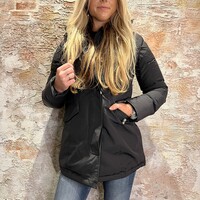 2 Pocket Classic True Black