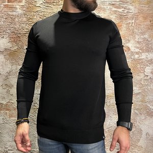 Purewhite Pullover Round Neck Black