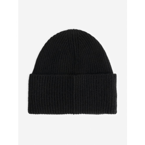 Nikkie Badge Beanie Black Nikkie Badge Beanie Black