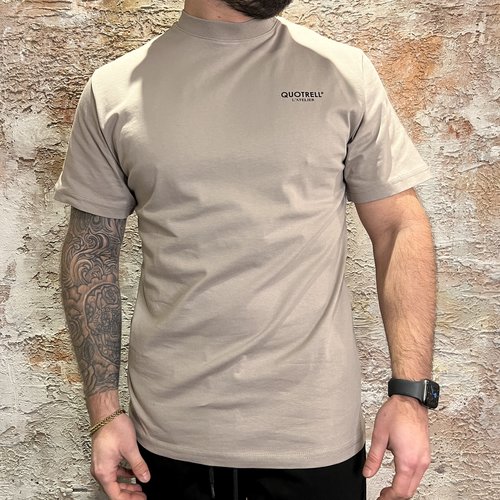 Quotrell L'Atelier T-Shirt Taupe Quotrell L'Atelier T-Shirt Taupe