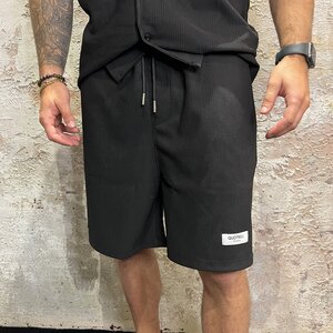 Quotrell Avignon Short Black