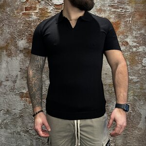 Radical Knitwear Polo Buttonless Black