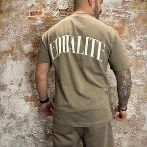 Equalité Oliver Oversized Tee Taupe