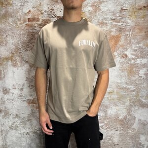Equalité Oliver Oversized Tee Taupe Equalité Oliver Oversized Tee Taupe