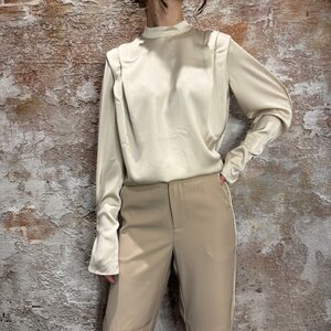 Nikkie Hino Blouse Cream