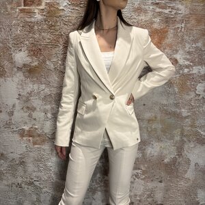 Josh V Zoya Blazer Creme White
