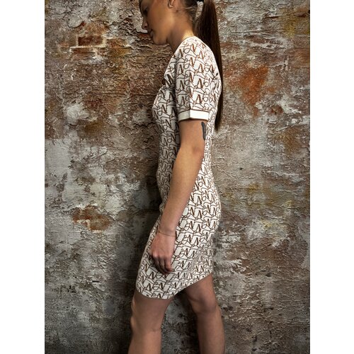 Nikkie Imphali Aansluitende Dress Cream Nikkie Imphali Aansluitende Dress Cream