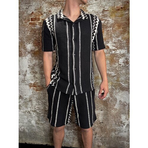Quotrell Granada Short Black Off White