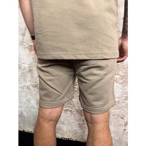 Equalité Arid Oversized Short Taupe