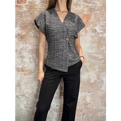 Sisters Point Evela-VE1 Top Black Check Sisters Point Evela-VE1 Top Black Check