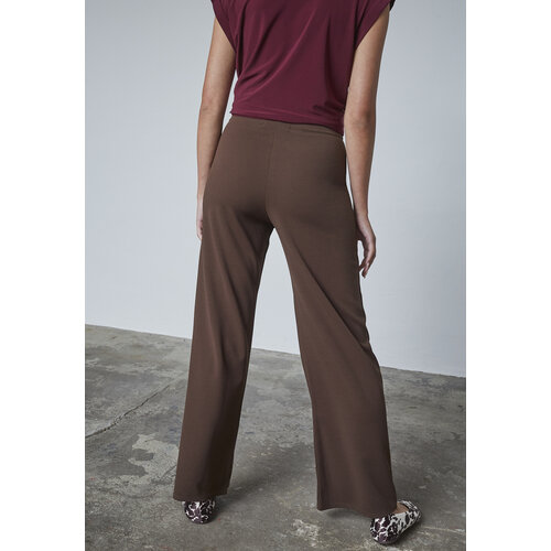 Sisters Point Glut Pant Chocolate