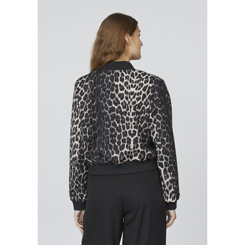 Sisters Point Garwin JA12 Bomber Leopard