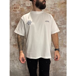 Quotrell Insignia Oversized Tee White Blue