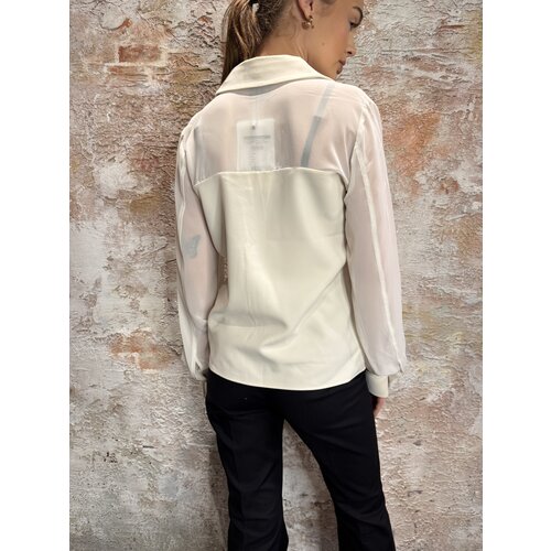 Nikkie Larisa Losvallende Blouse Cream