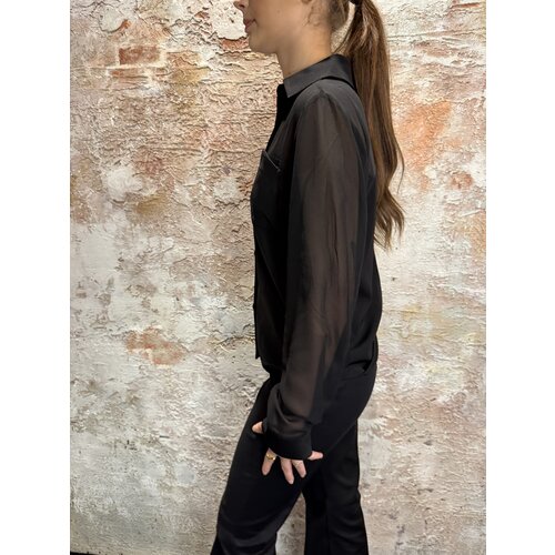 Nikkie Larisa Losvallende Blouse Black
