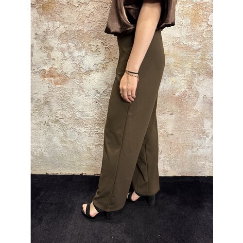 Sisters Point Glut Pant Chocolate