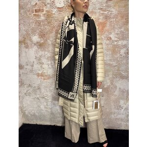 Josh V Lana Scarf Black Cream