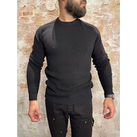 Peak Knitted Sweater Black