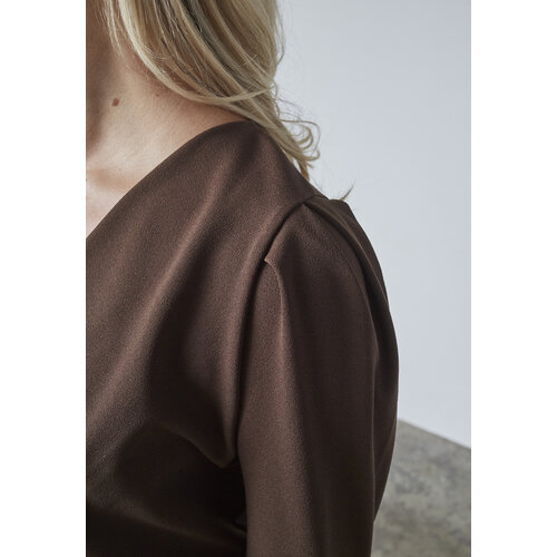 Sisters Point Nasa Top LS  Dark Chocolate