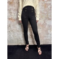 Oroville Tregging Black