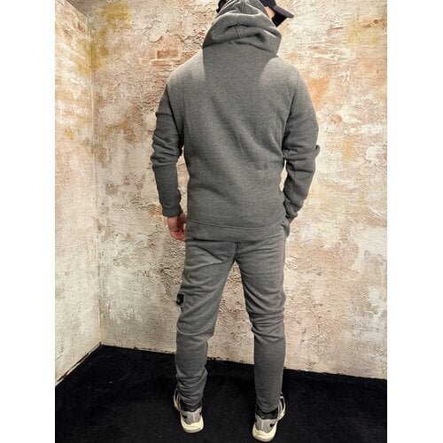 Quotrell Marshall set Grey