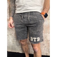 Sebas Short Black