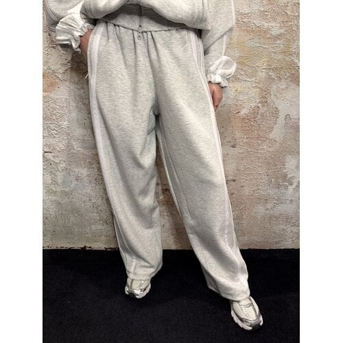 Equalité Oversized Trackpants Melange Grey